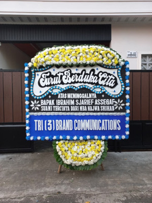Papan Bunga Duka di Rumoin
